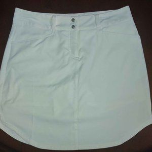Women's Adidas Size 6 Skort - white
